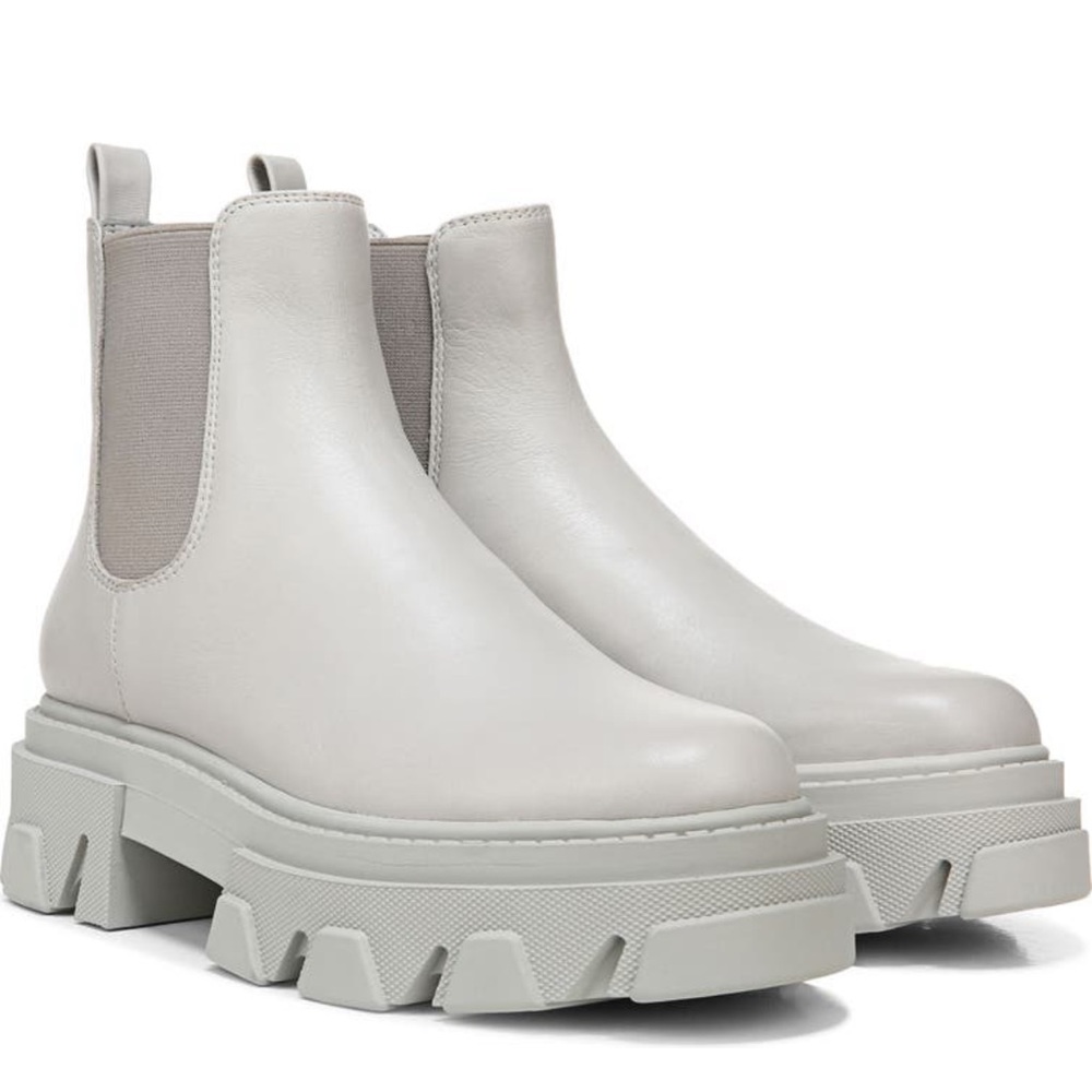 NEW Gorgeous Sam Edelman Daelyn Lug Sole Chelsea Boot waterproof! Grey Leather